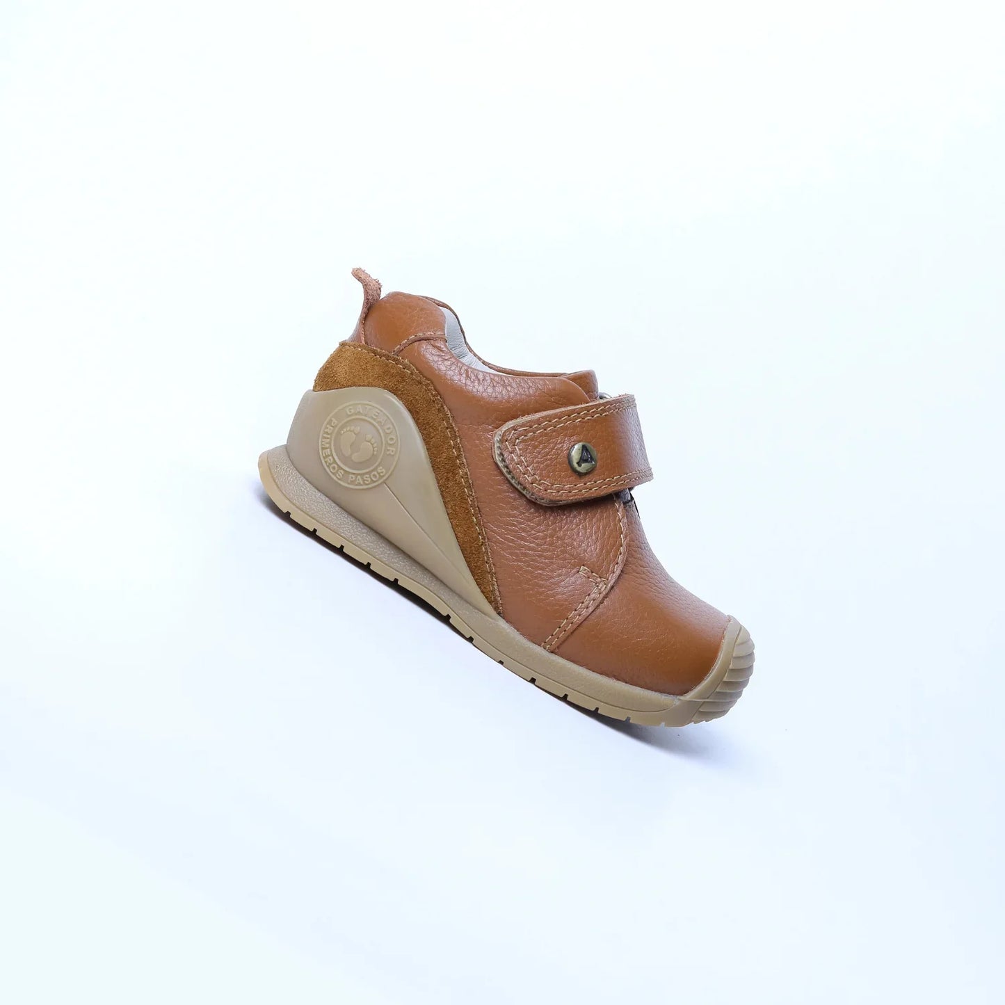 Zapatos para Niños de color natural en vista lateral derecha