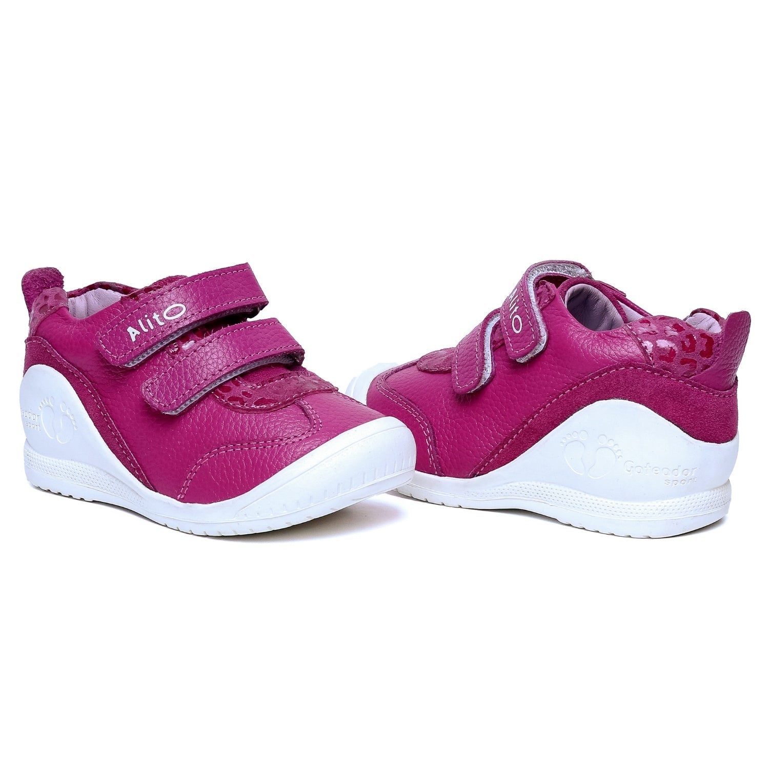 Zapatos para Niñas de color fucsia en vista frontal