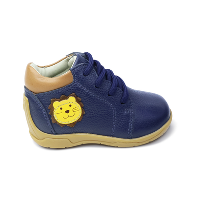 Zapatos para Niños de color azul en vista frontal