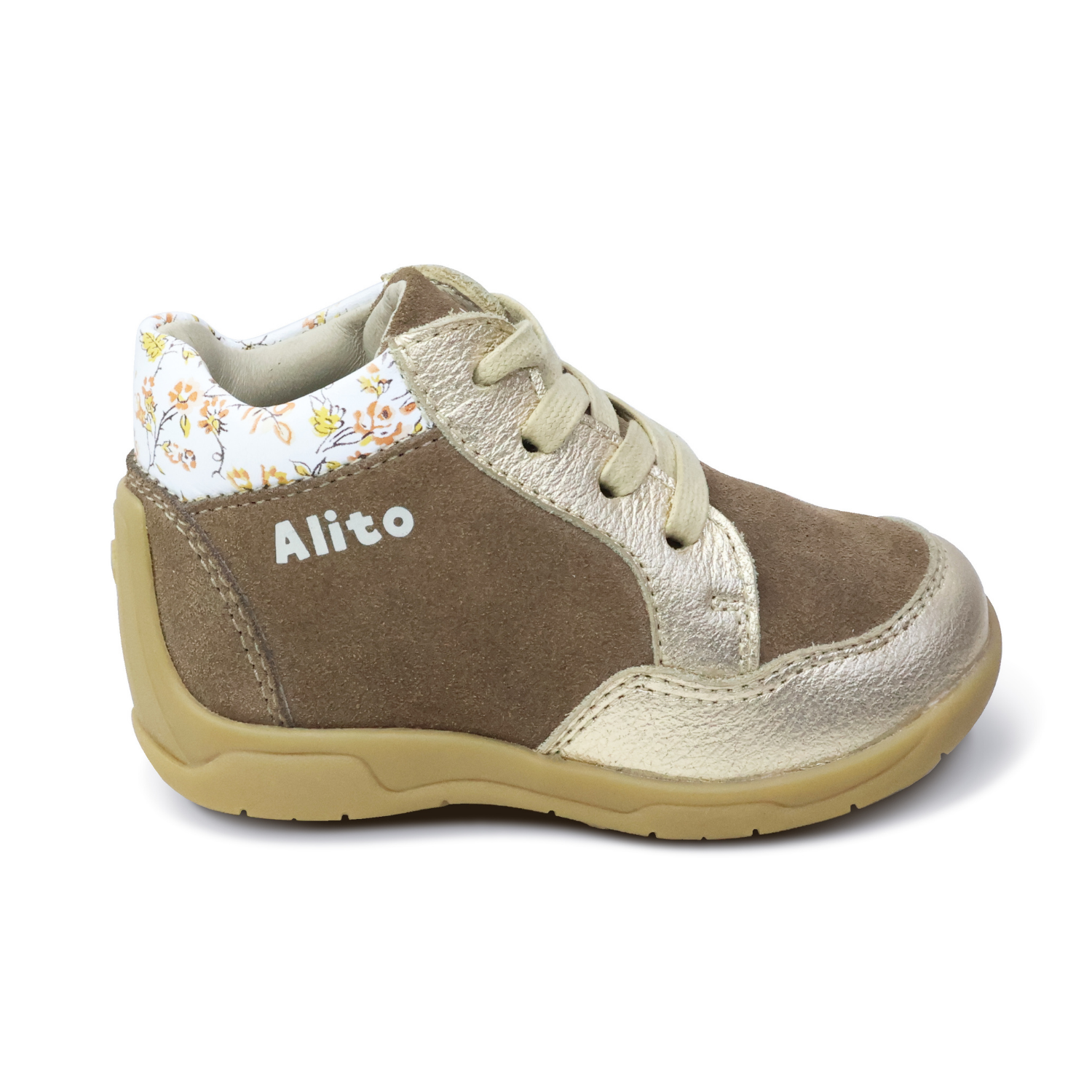 Zapatos para Niñas de color marron en vista frontal