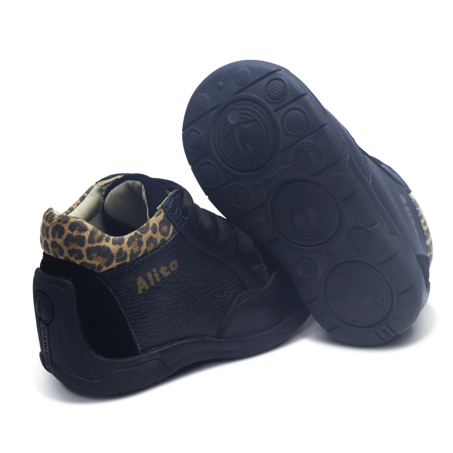 Zapatos para Niñas de color negro en vista lateral derecha