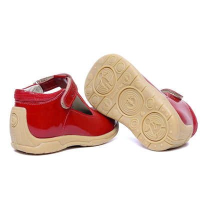 Zapatos para Niñas de color pega rojo charol en vista lateral izquierda