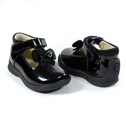 Zapatos para Niñas de color pega negro en vista frontal