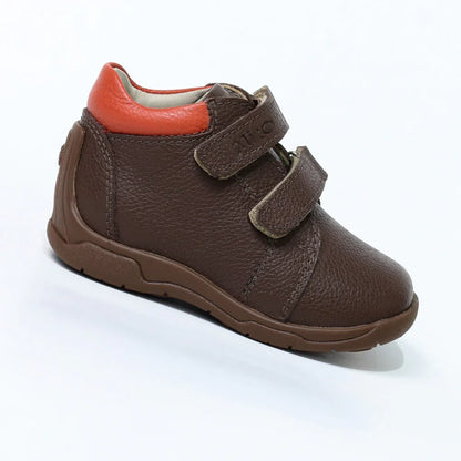 Zapatos para Niños de color marron en vista lateral derecha