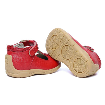 Zapatos para Niñas de color rojo en vista lateral izquierda