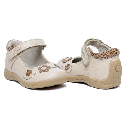 Zapatos para Niñas de color nude en vista frontal