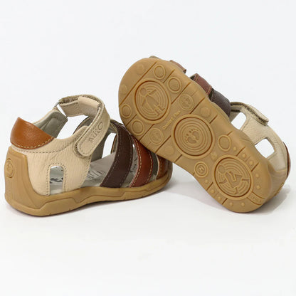 Sandalias para Niños de color nude en vista lateral izquierda
