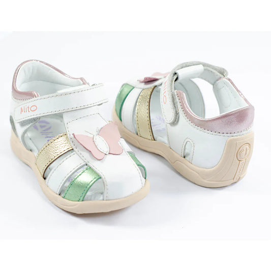Sandalias para Niñas de color blanco en vista frontal