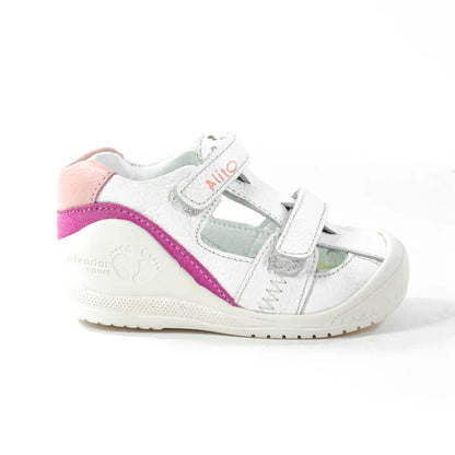 Sandalias para Niñas de color blanco en vista lateral derecha