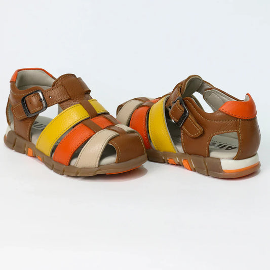 Sandalias para Niños de color natural en vista frontal