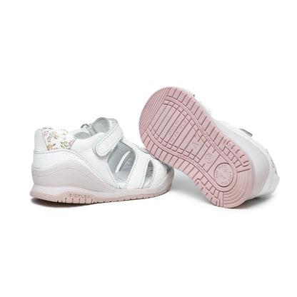 Sandalias para Niñas de color pega blanco en vista lateral izquierda