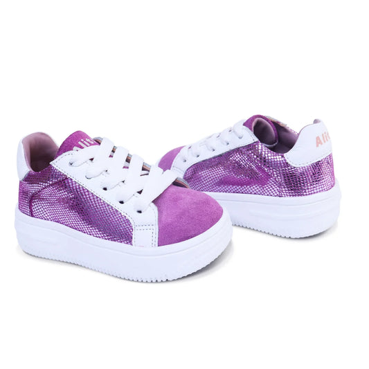 Zapatillas para Niñas de color fucsia en vista frontal