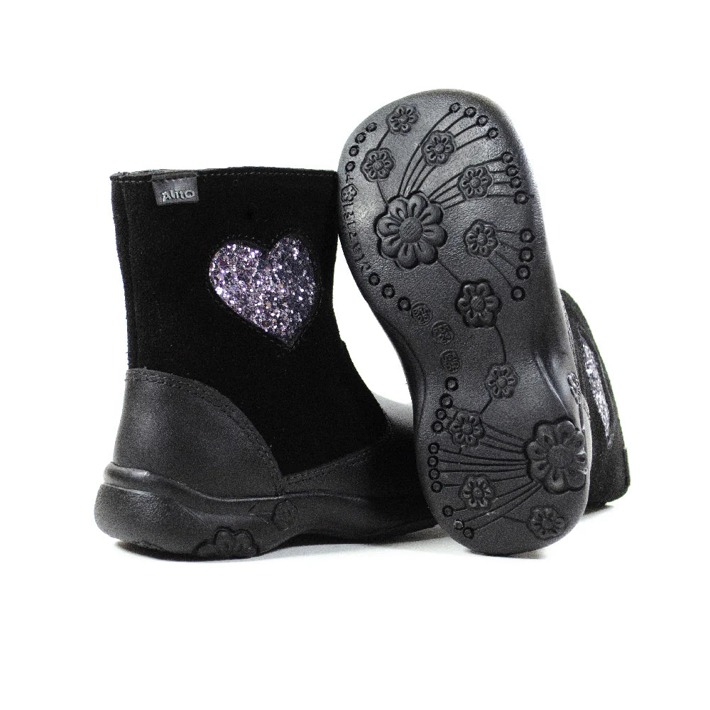 Botas para Niñas de color negra en vista lateral izquierda