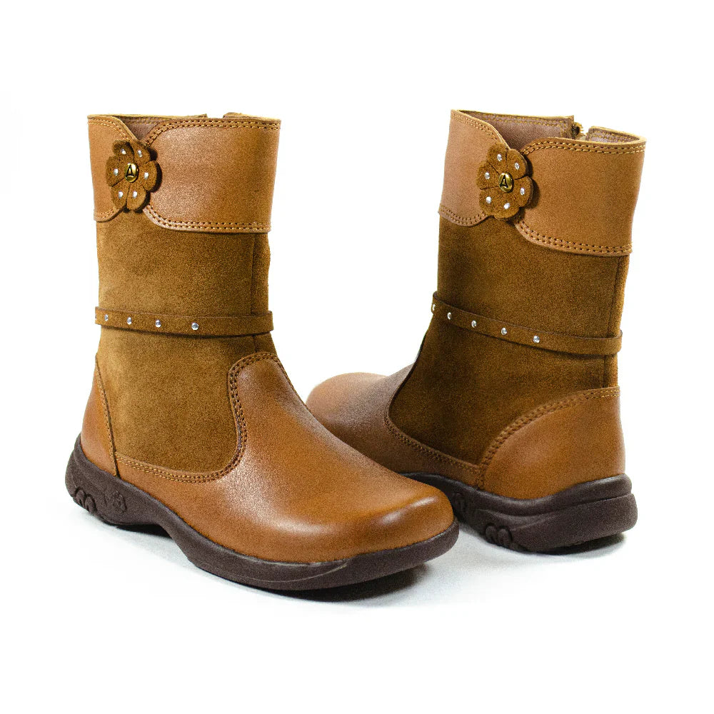 Botas para Niñas de color natural en vista frontal