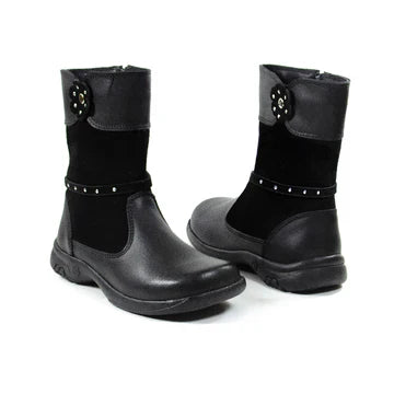 Botas para Niñas de color negra en vista frontal