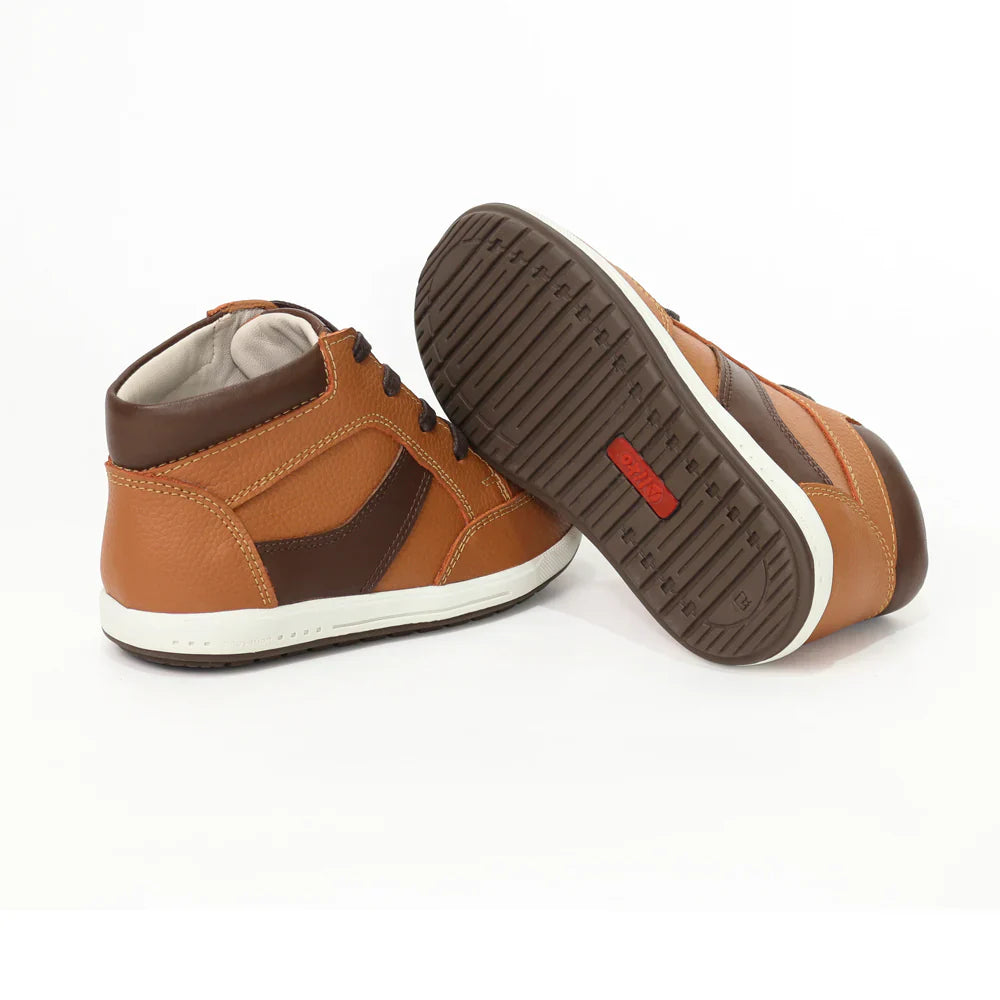 Zapatos para Niños de color cobre en vista lateral izquierda