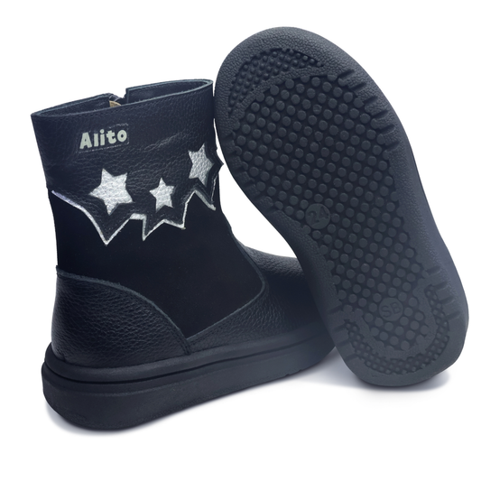 Botas para Niñas de color negro en vista frontal