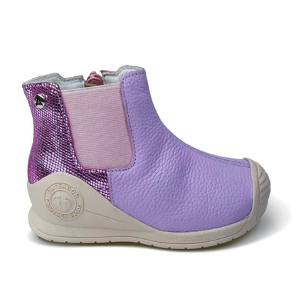 Botines para Niñas de color lila en vista lateral derecha