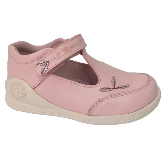 Zapatos para Niñas de color rosado en vista frontal