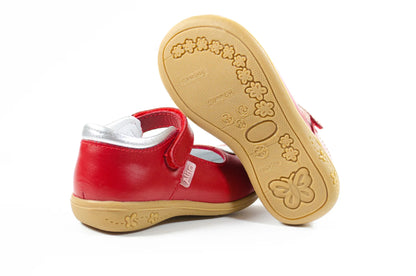 Zapatos para Niñas de color rojo en vista lateral izquierda
