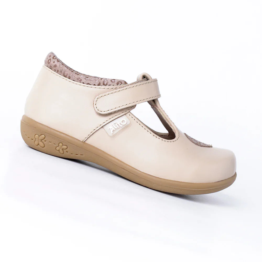 Zapatos para Niñas de color pega nude en vista lateral derecha
