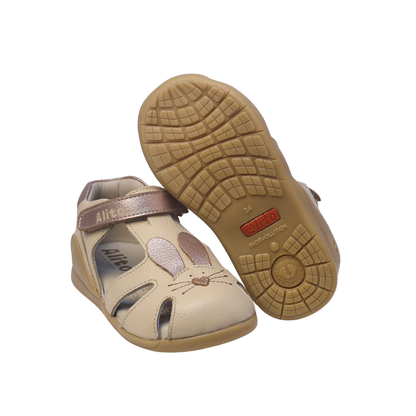 26031 GATEADOR NUDE
