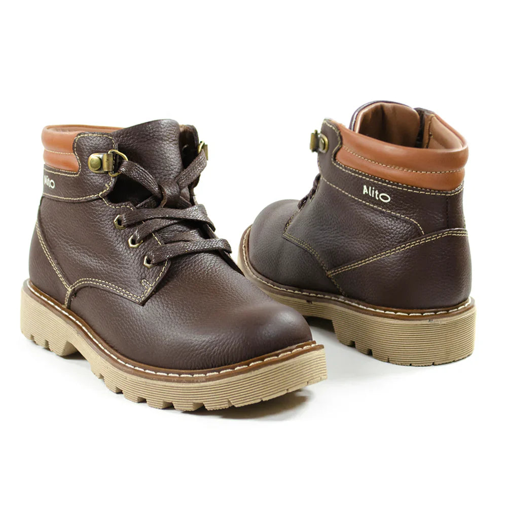 Zapatos para Niños de color marron en vista frontal