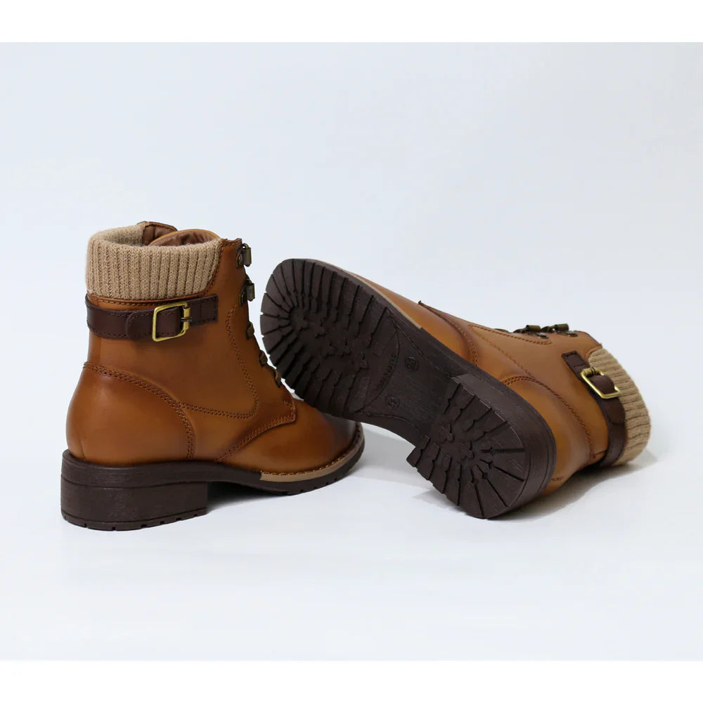 Botas para Niñas de color natural en vista lateral izquierda