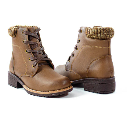 Botas para Niñas de color toffe en vista frontal