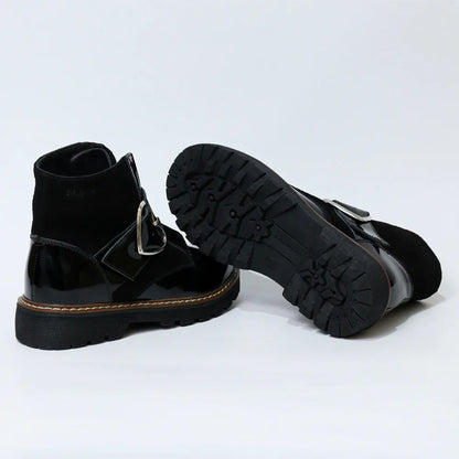 Botines para Niñas de color negro charol en vista lateral izquierda