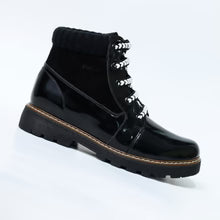 Botas para Niñas de color rosado en vista lateral derecha