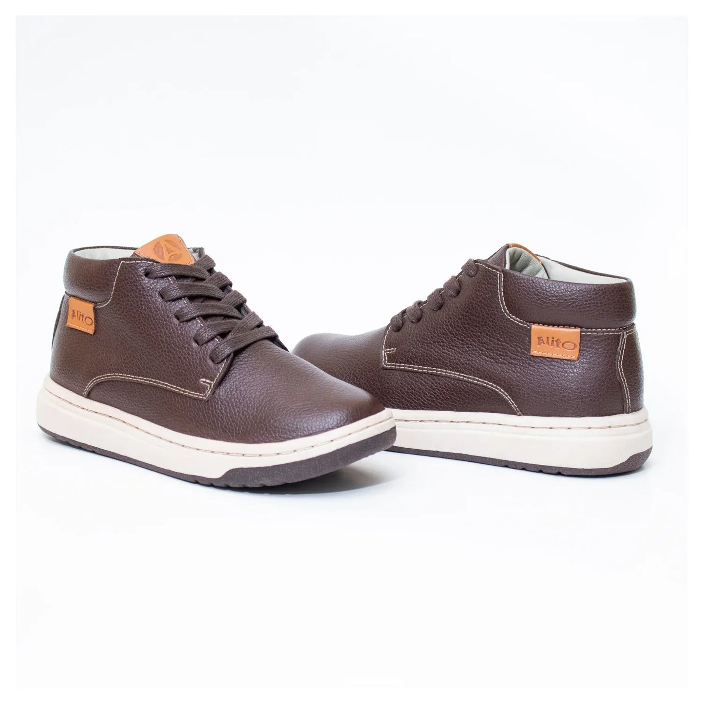 Zapatos para Niños de color marron en vista frontal