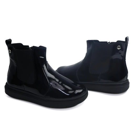 Botines para Niñas de color negro en vista frontal