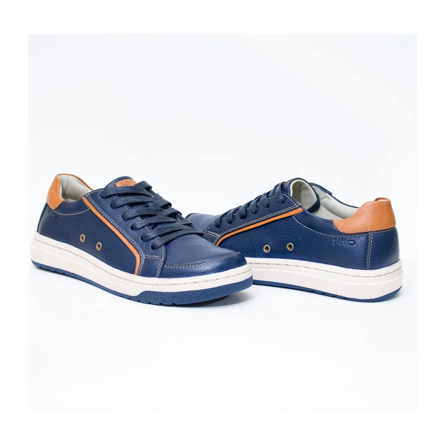 Zapatos para Niños de color azul en vista frontal