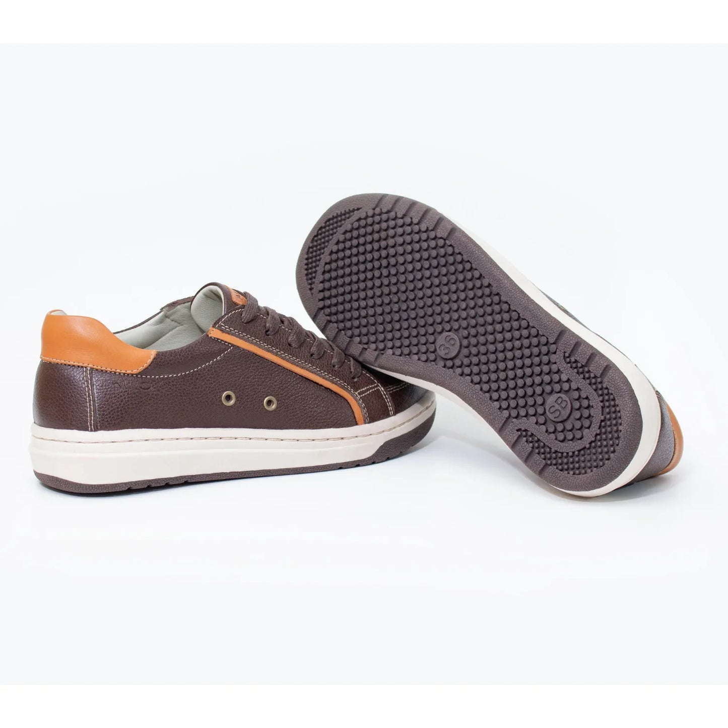 Zapatos para Niños de color marron en vista lateral izquierda