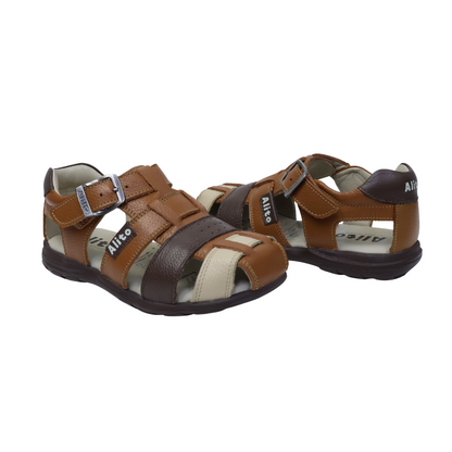 Sandalias para Niños de color marrón en vista lateral derecha