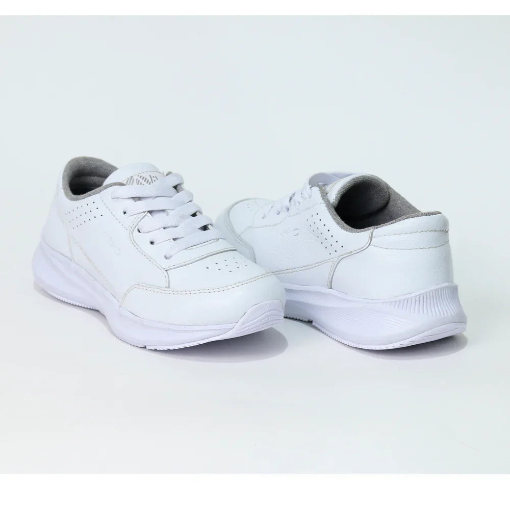 Zapatillas para Escolares de color blanca en vista lateral derecha