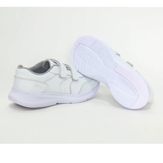 Zapatillas para Escolares de color blanca en vista frontal