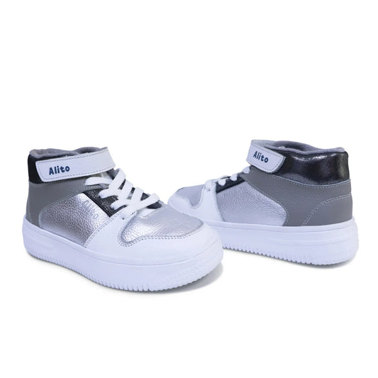 Zapatillas para Niñas de color plata en vista frontal